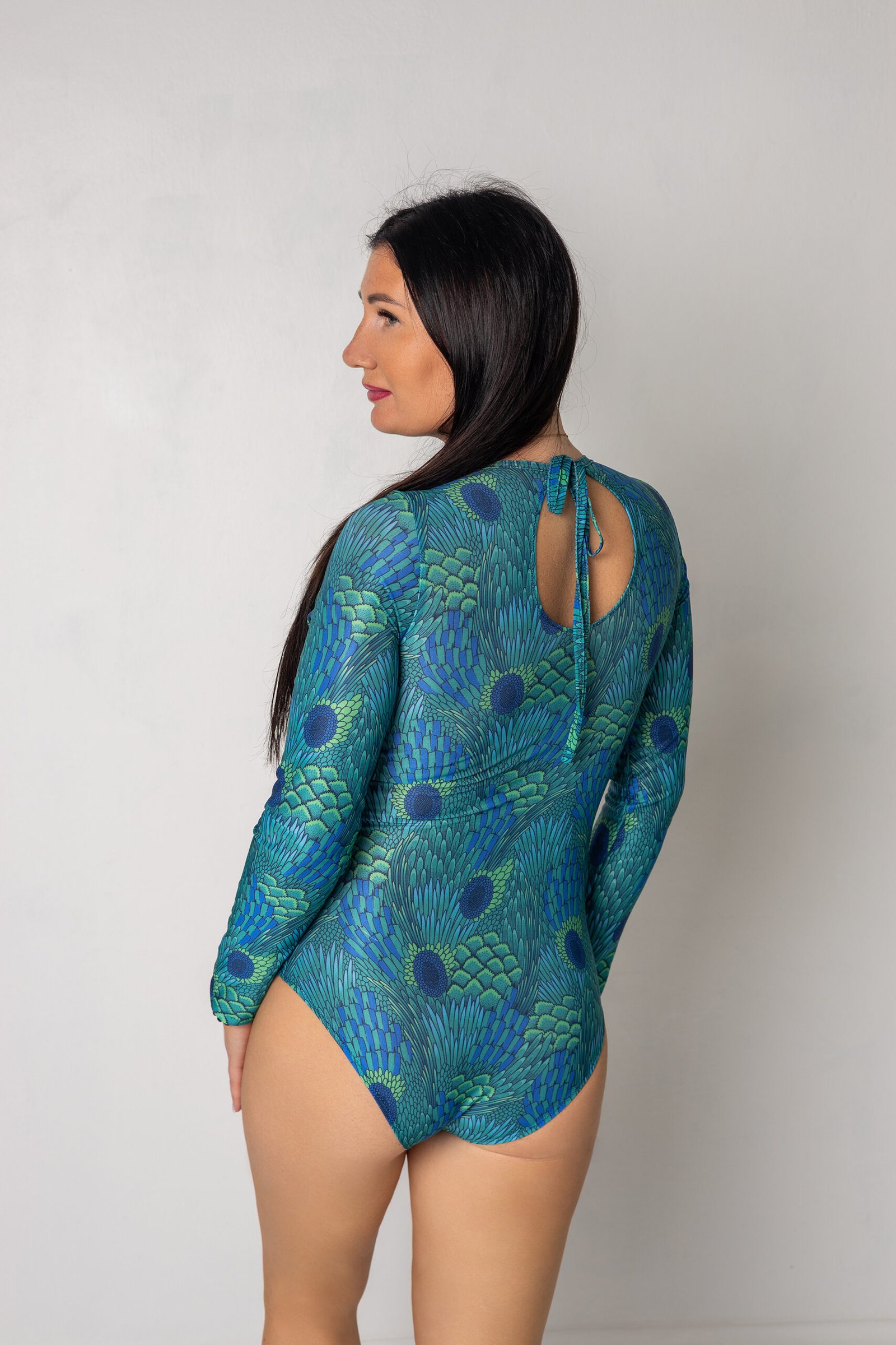 one piece suimsuit (bra support) | z02 one piece suimsuit (bra support) | Peacock