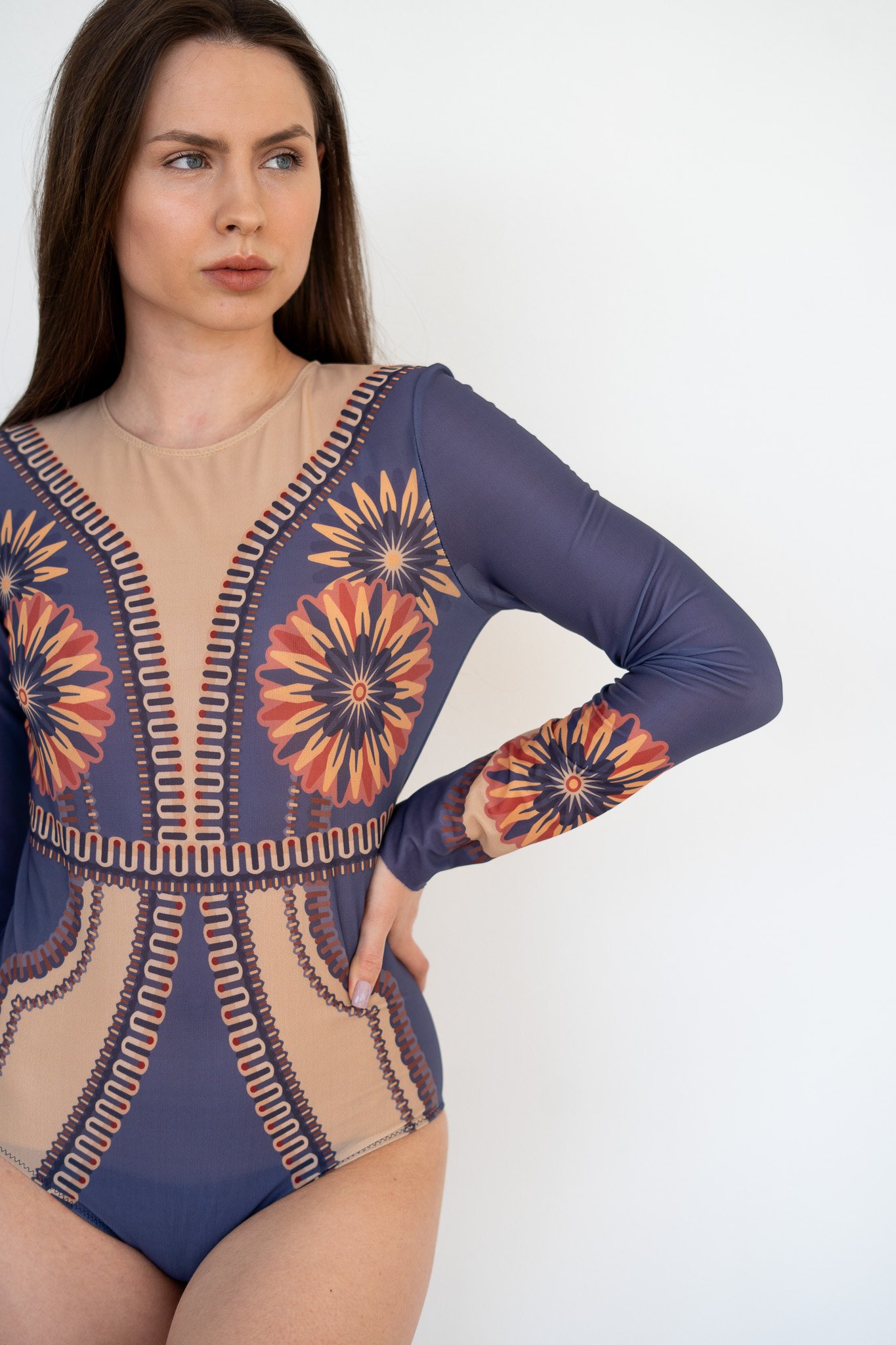 One-piece suimsuit One-piece suimsuit