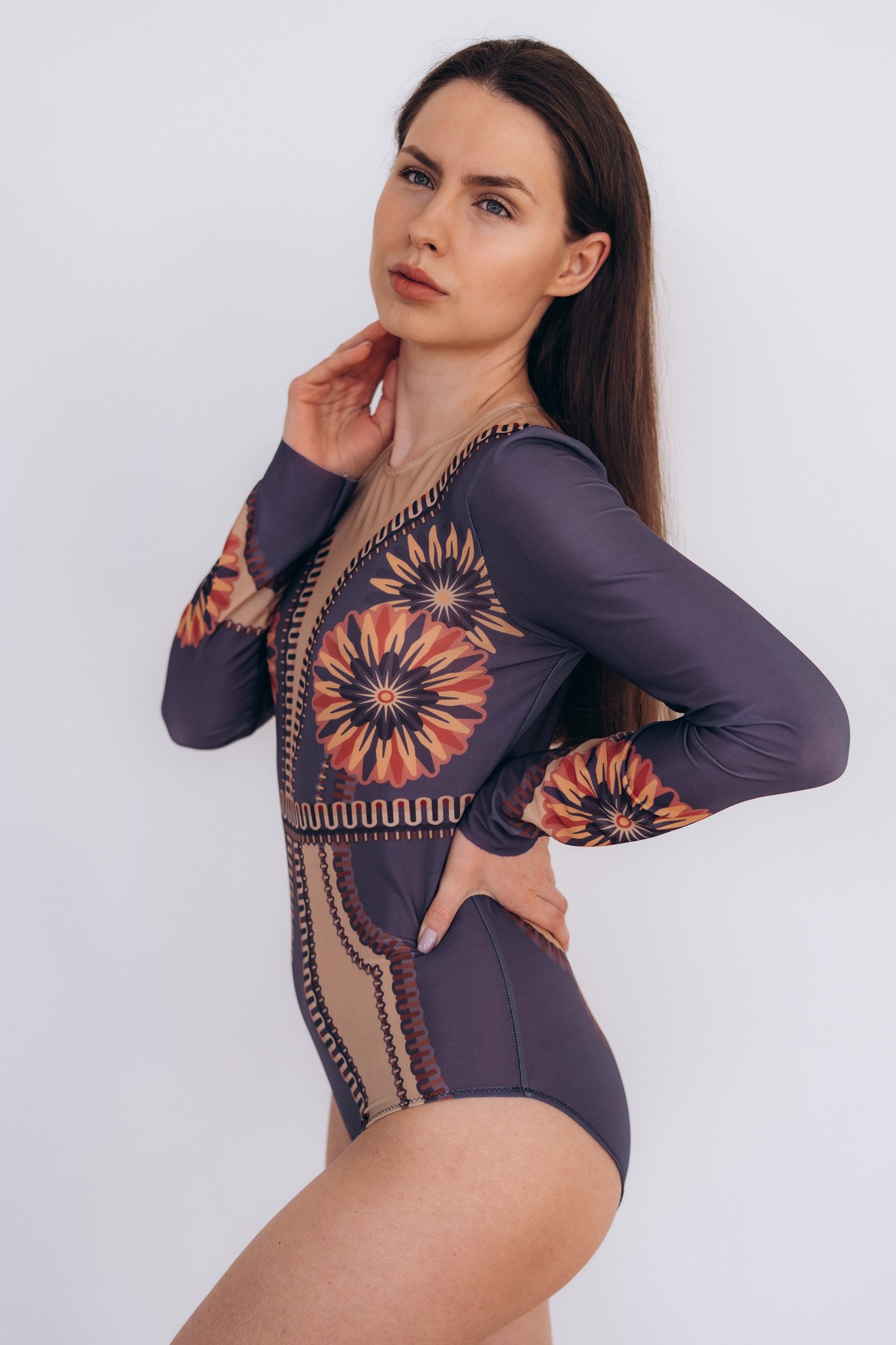 One-piece suimsuit One-piece suimsuit